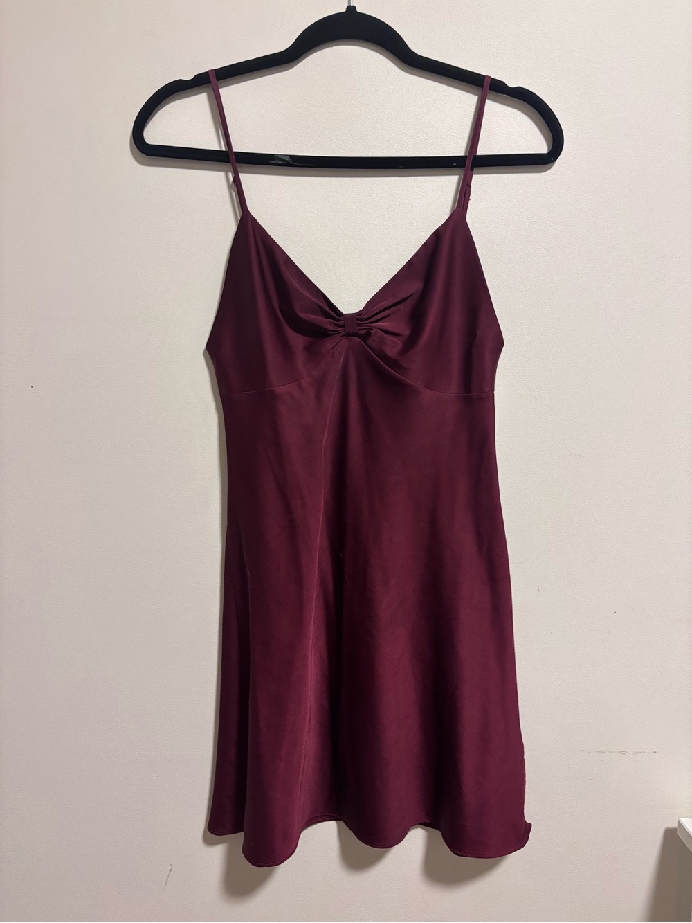 LA VIE EN ROSE Burgundy Satin Slip Mini Dress